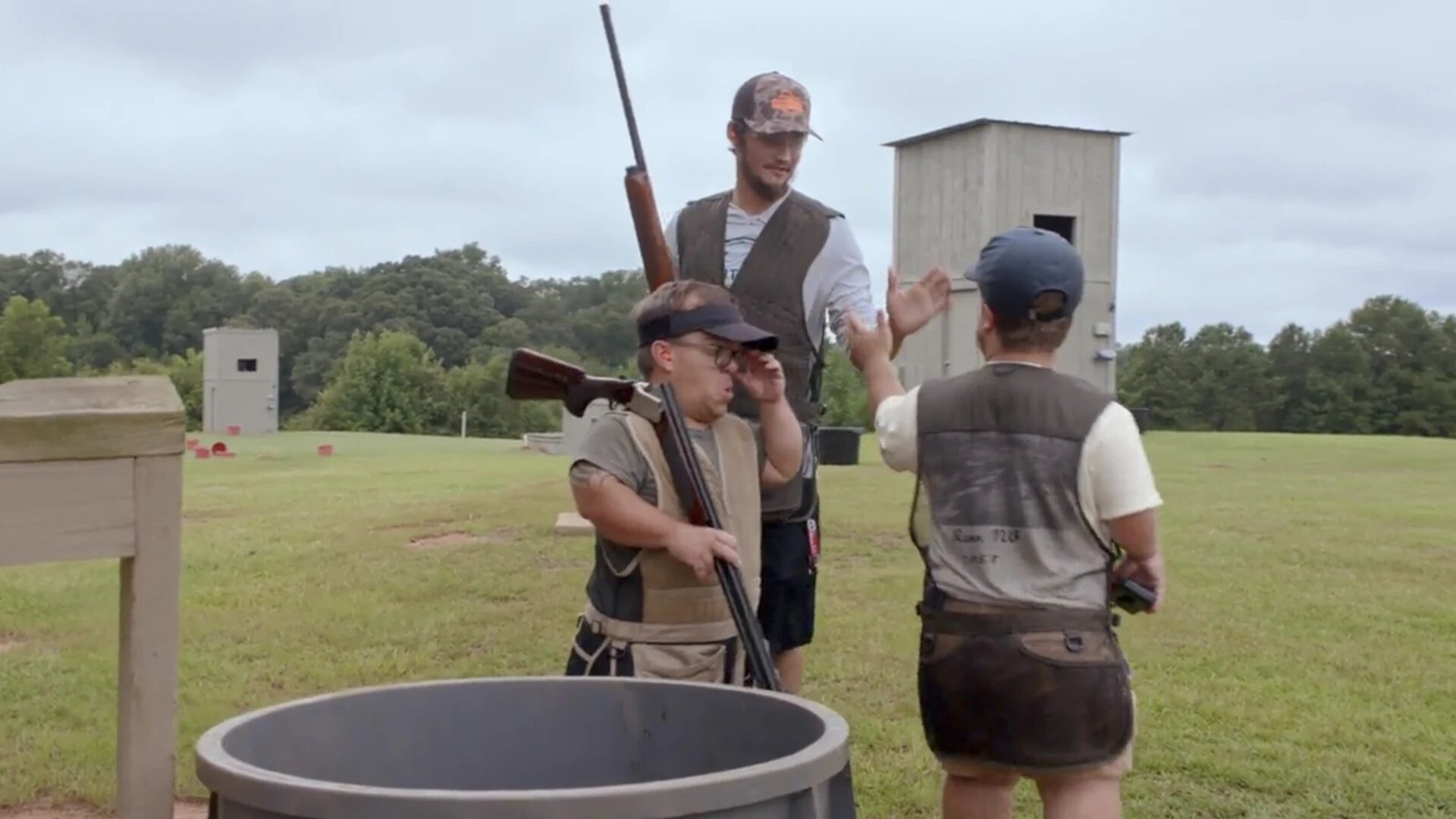 7 Little Johnstons S17E4 POV: You're Raising a Pig