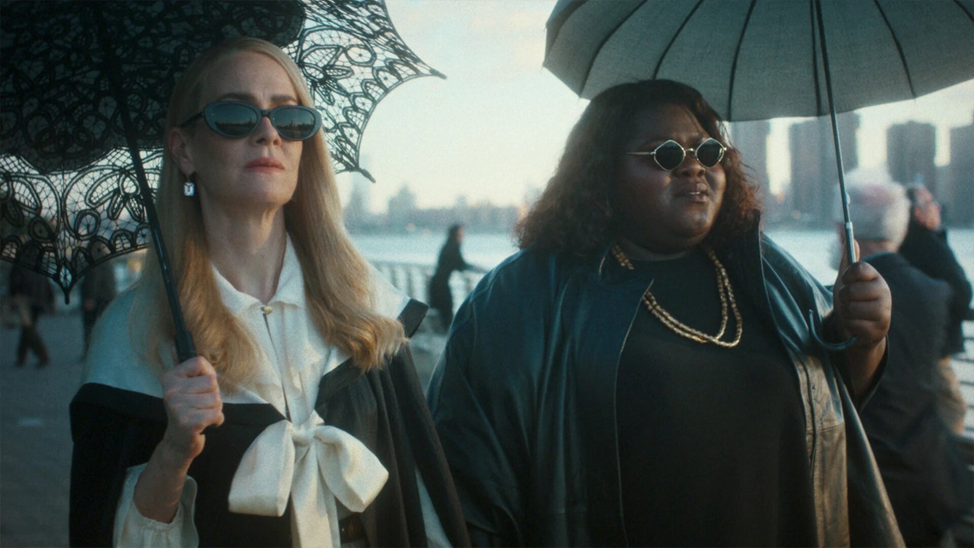 American Horror Story S13E12 Sisters in Arms