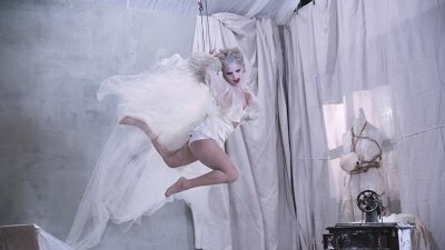Americas Next Top Model S22E6 The Girl Who Gets Possessed