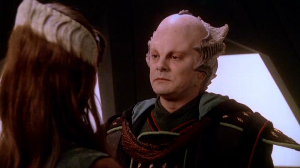Babylon 5 S4E13 Rumors, Bargains and Lies