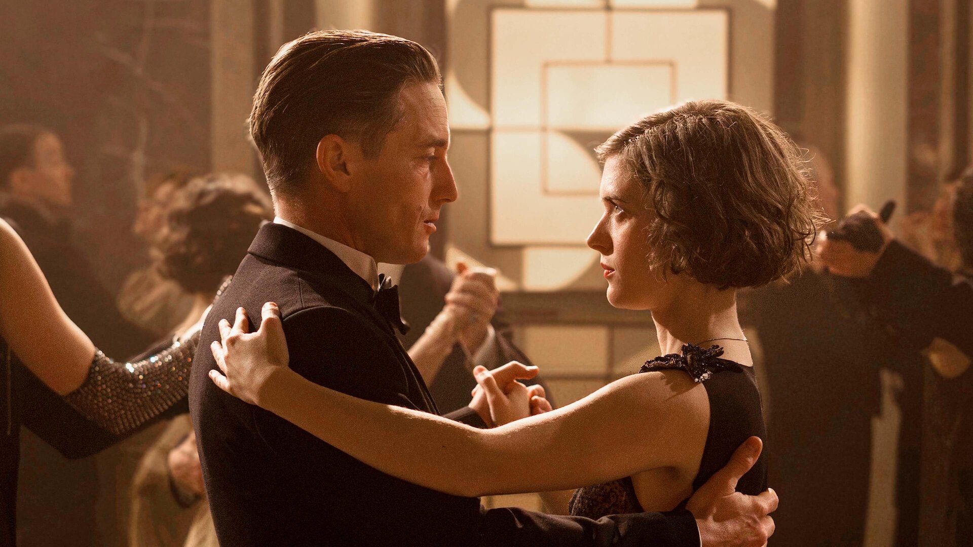 Babylon Berlin S5E1 Episode 1