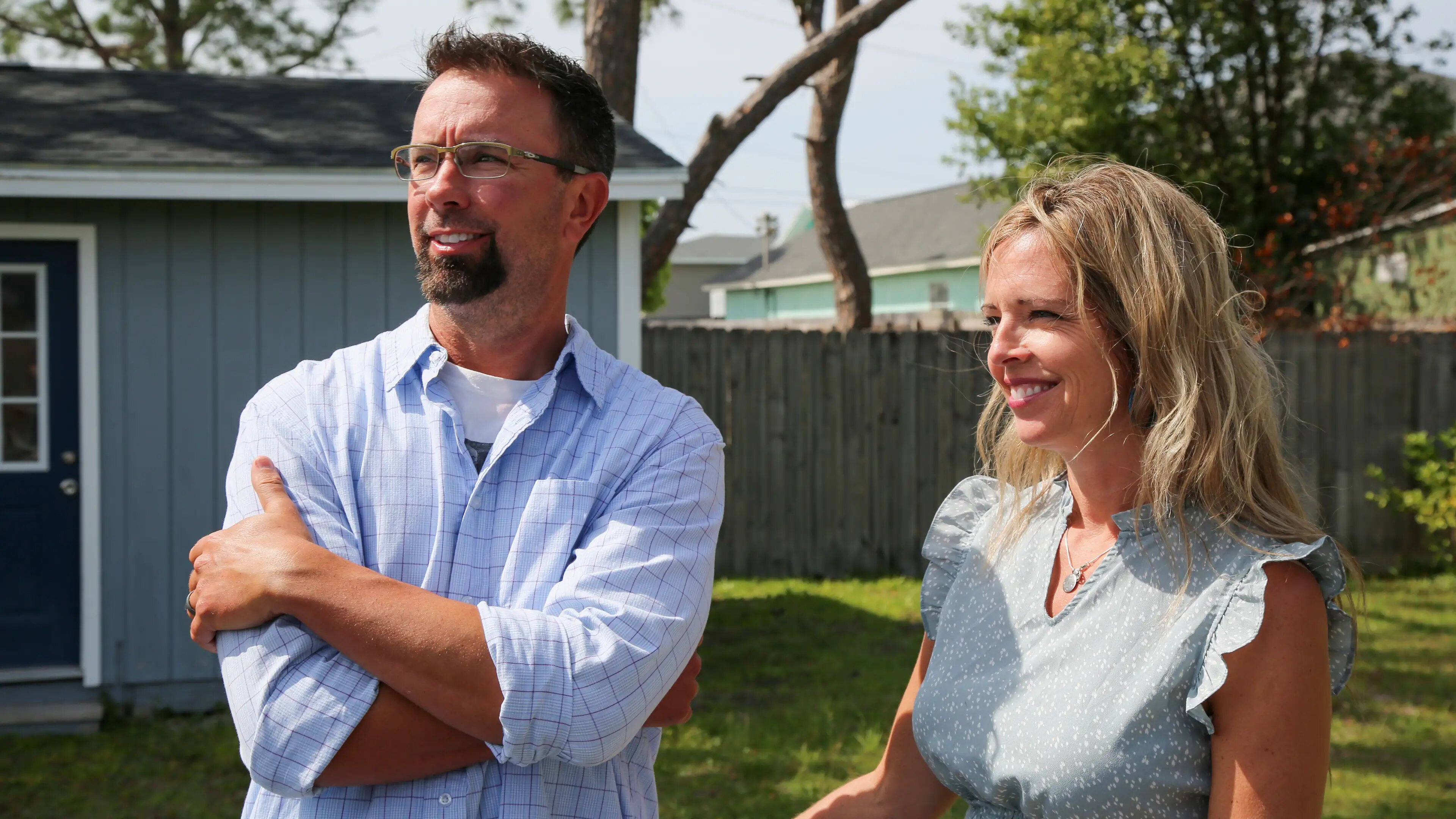 Beachfront Bargain Hunt: Renovation S9E1 Family Renos Panama City Home