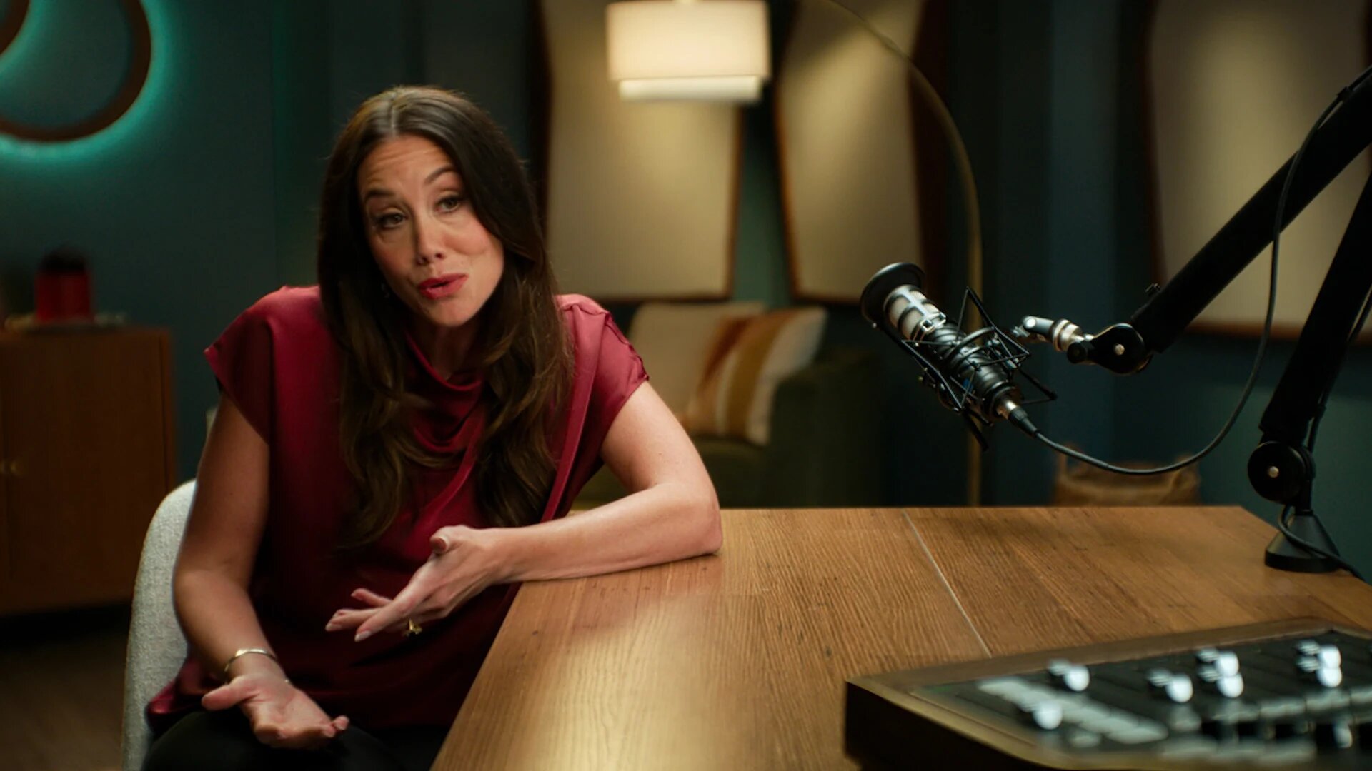 Betrayal: Secrets & Lies S1E8 Dead Man Married