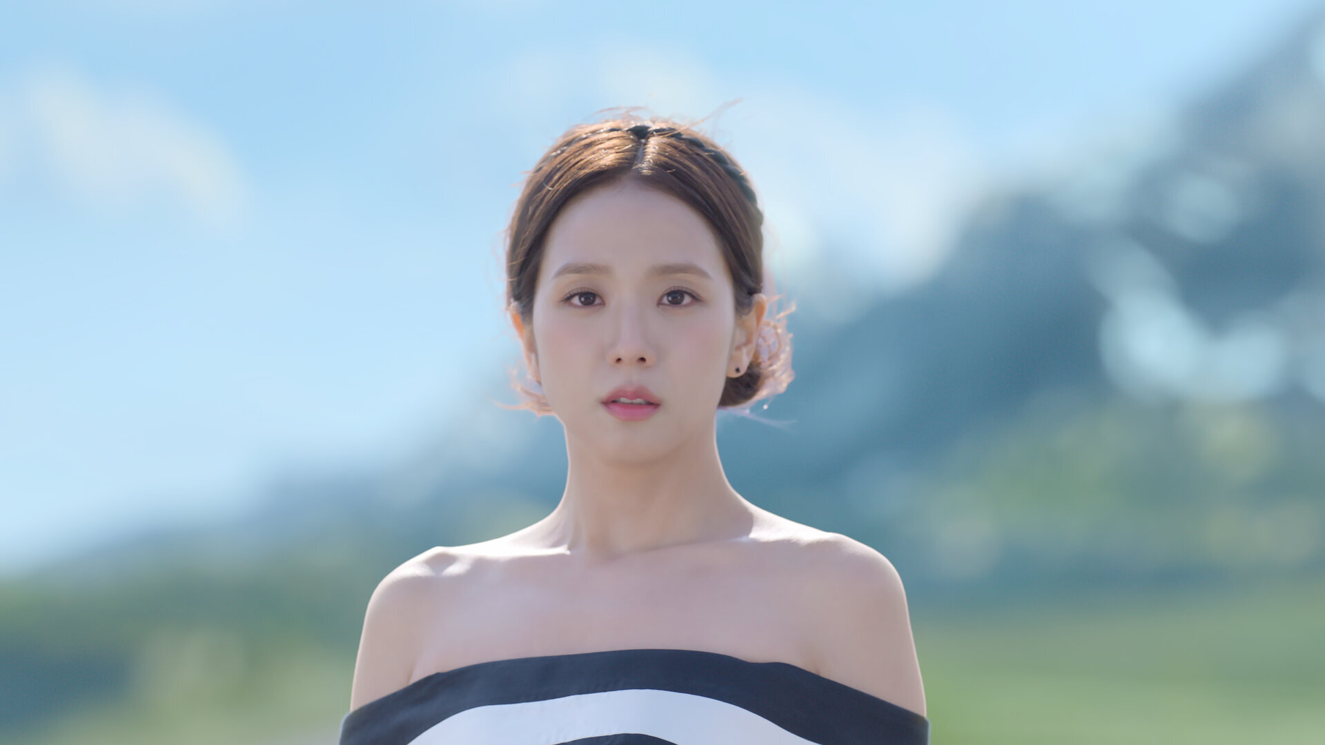 Boyfriend on Demand S1E6 The Hybrid Man