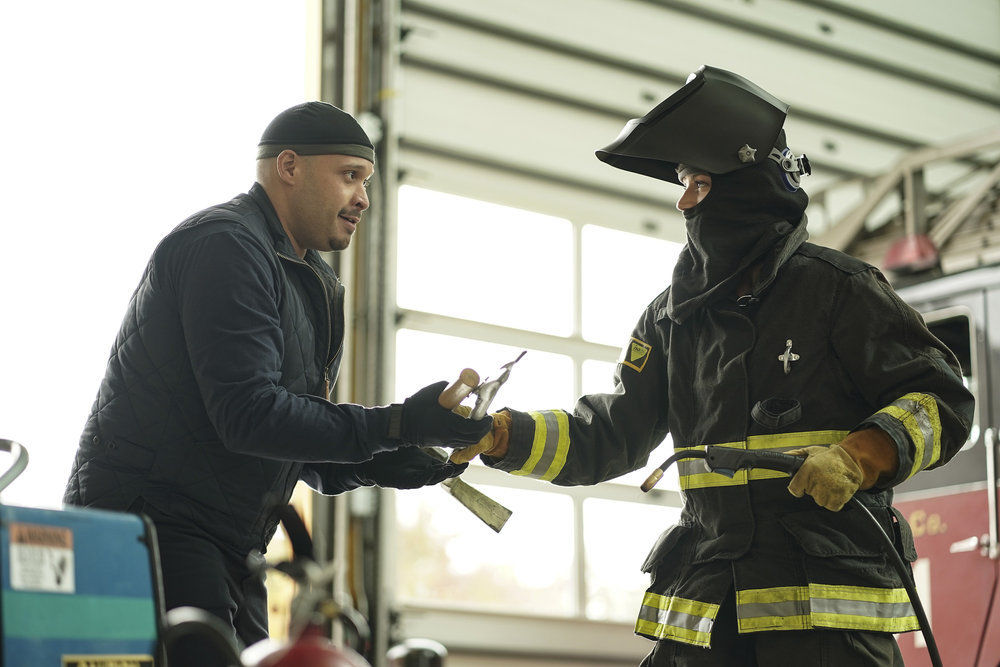 Chicago Fire S6E10 Slamigan