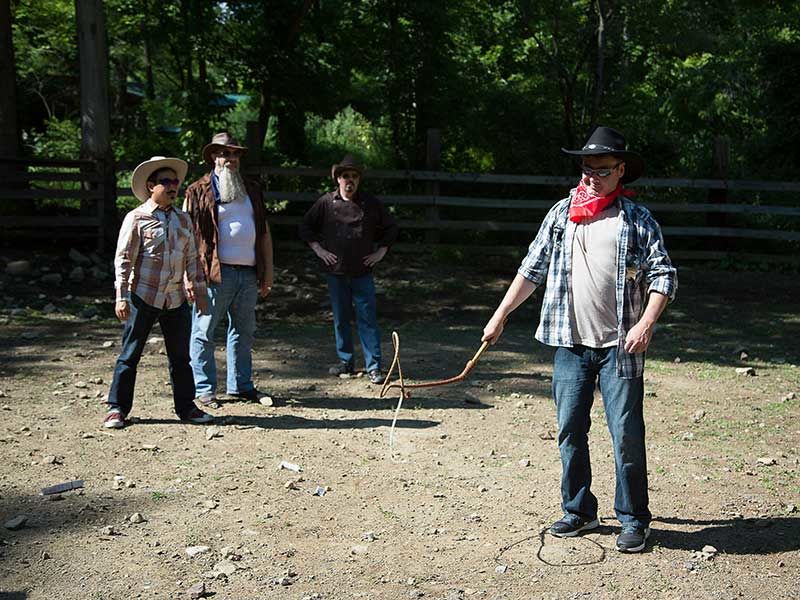 Comic Book Men S5E9 Suburban Cowboys