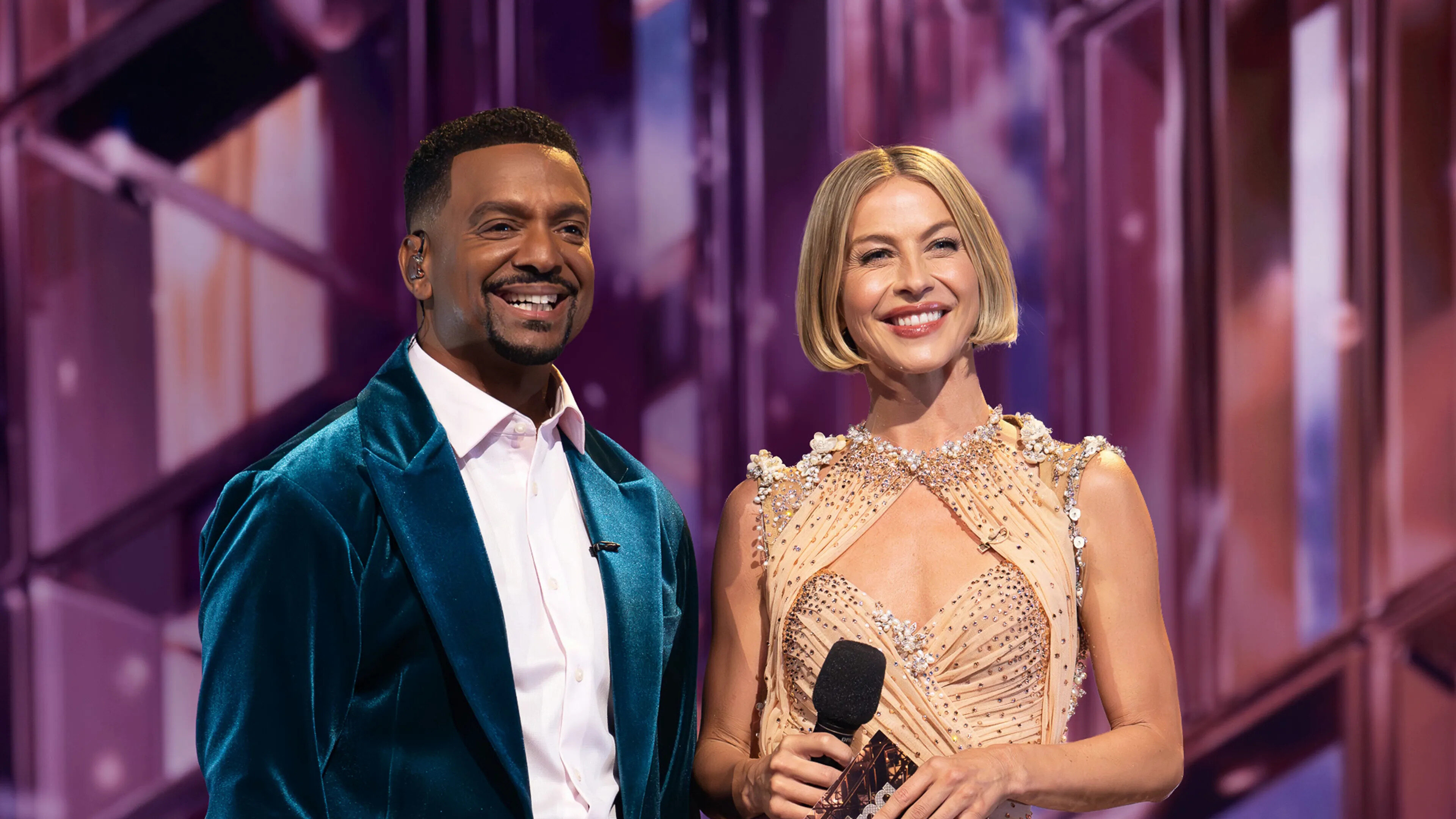 Dancing with the Stars (US) S35E7 Dedication Night