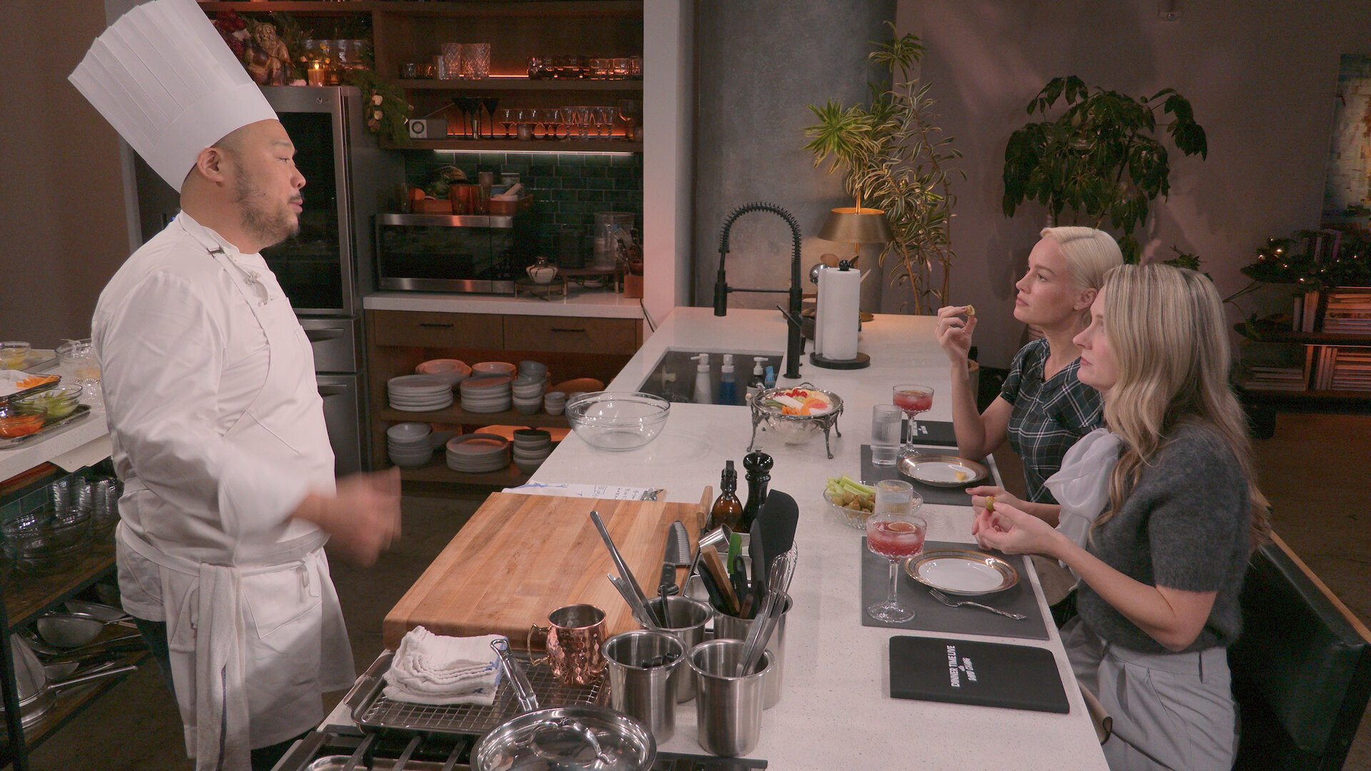 Dinner Time Live with David Chang S3E12 The Time Machine Menu