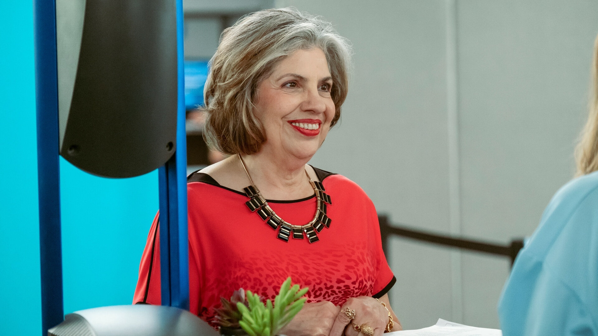 DMV S1E18 Abuela