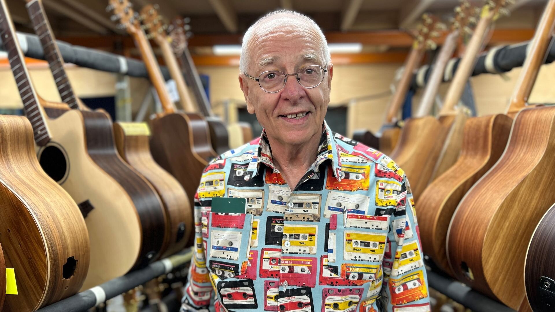 Dr Karl's How Things Work S2E4 Guitars