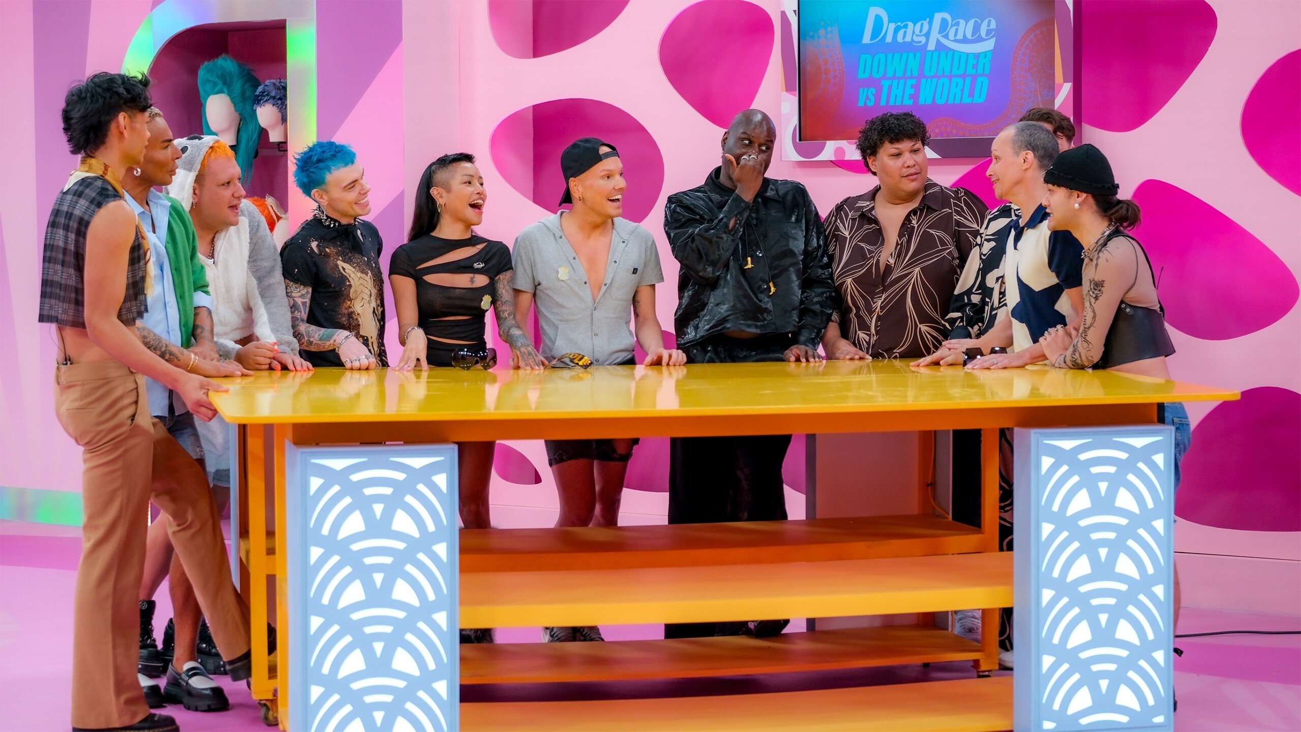 Drag Race Down Under vs the World S1E2 Better the Diva You Know