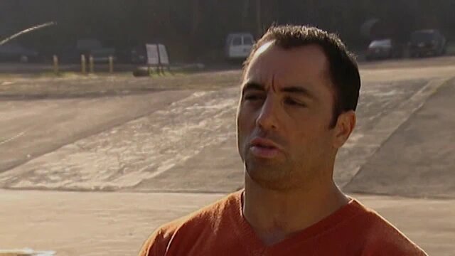 Fear Factor S4E33 Underwater Tumbler; Bug Body Bag; Dual Heli Wall