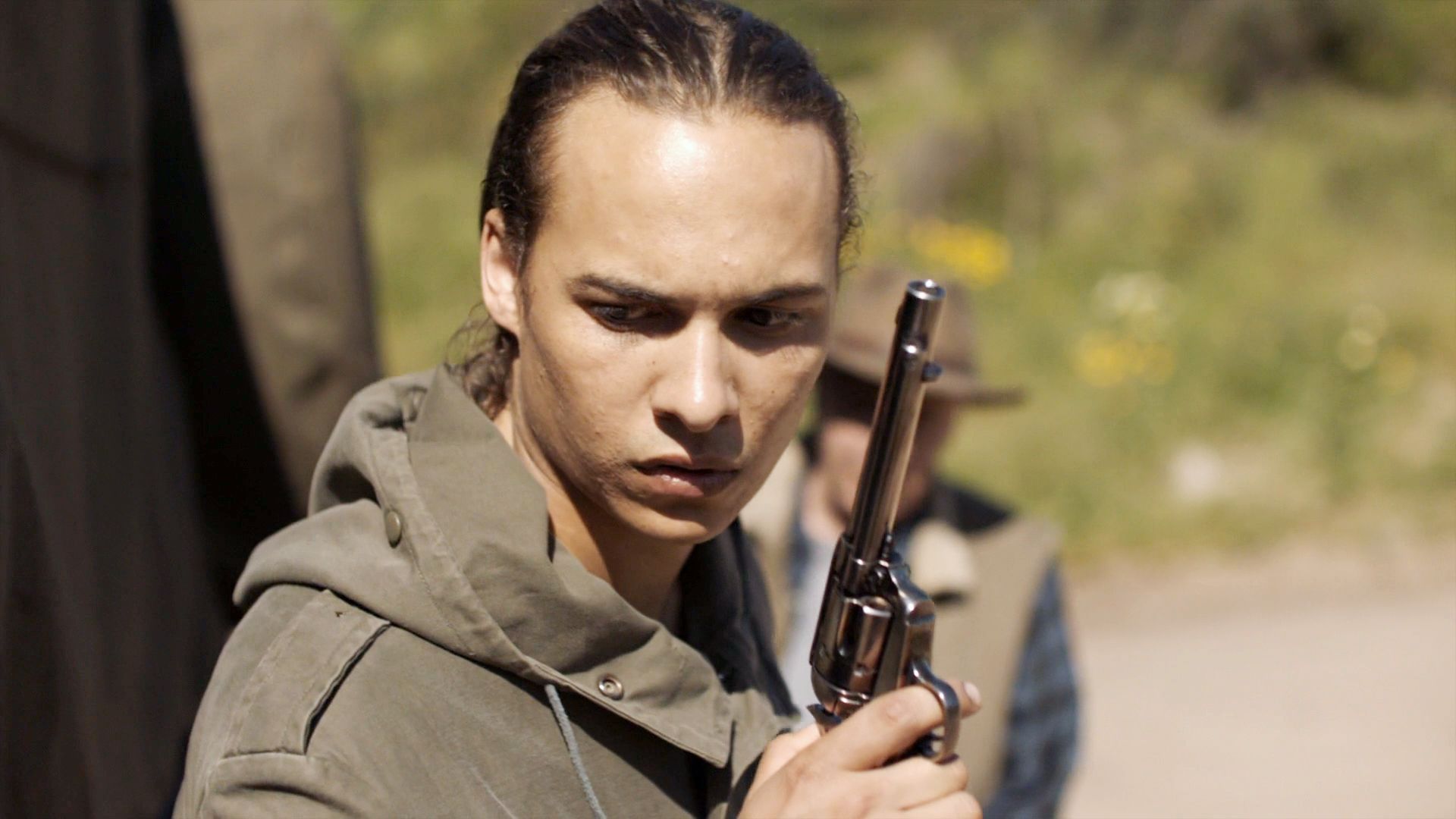 Fear the Walking Dead S3E6 Red Dirt