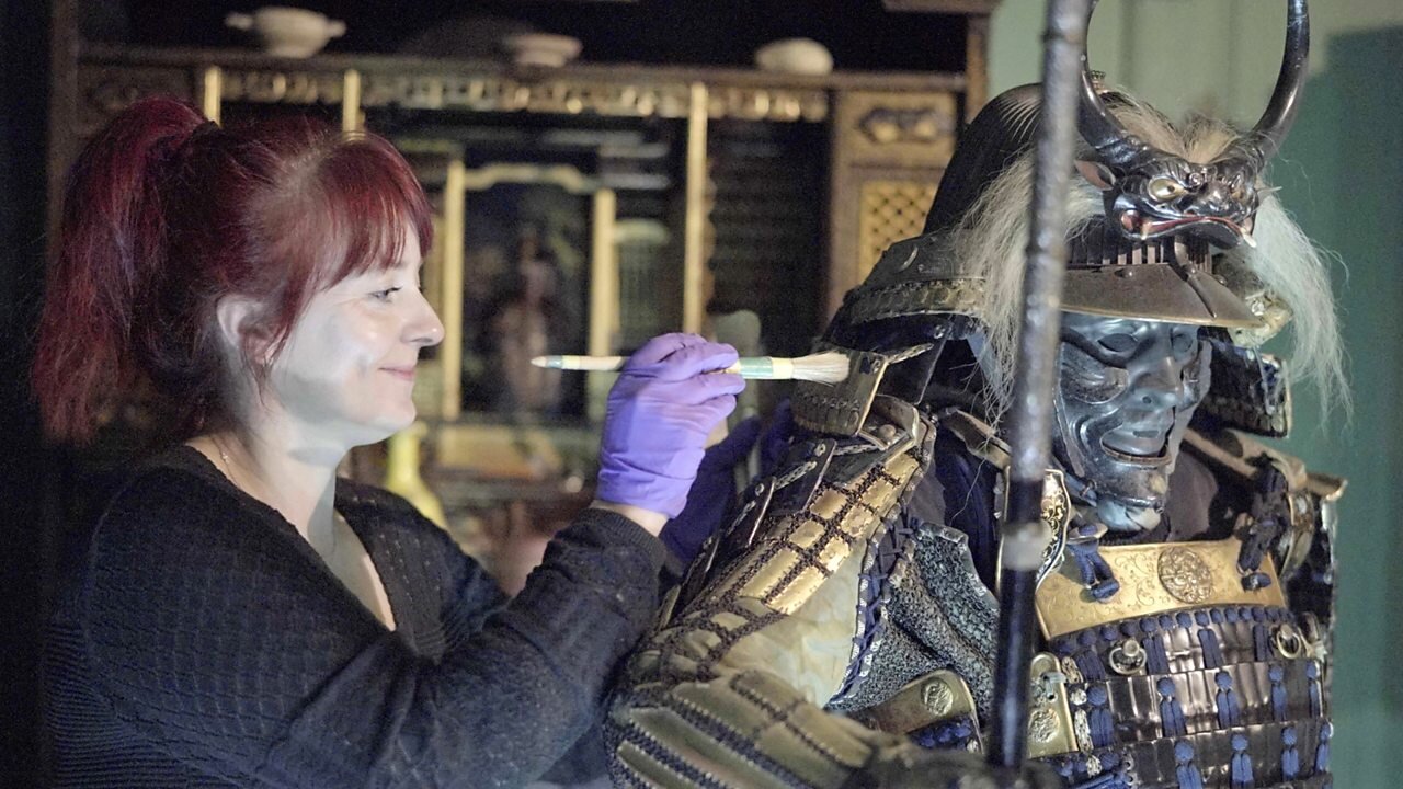 Hidden Treasures of the National Trust S4E4 Collectomania