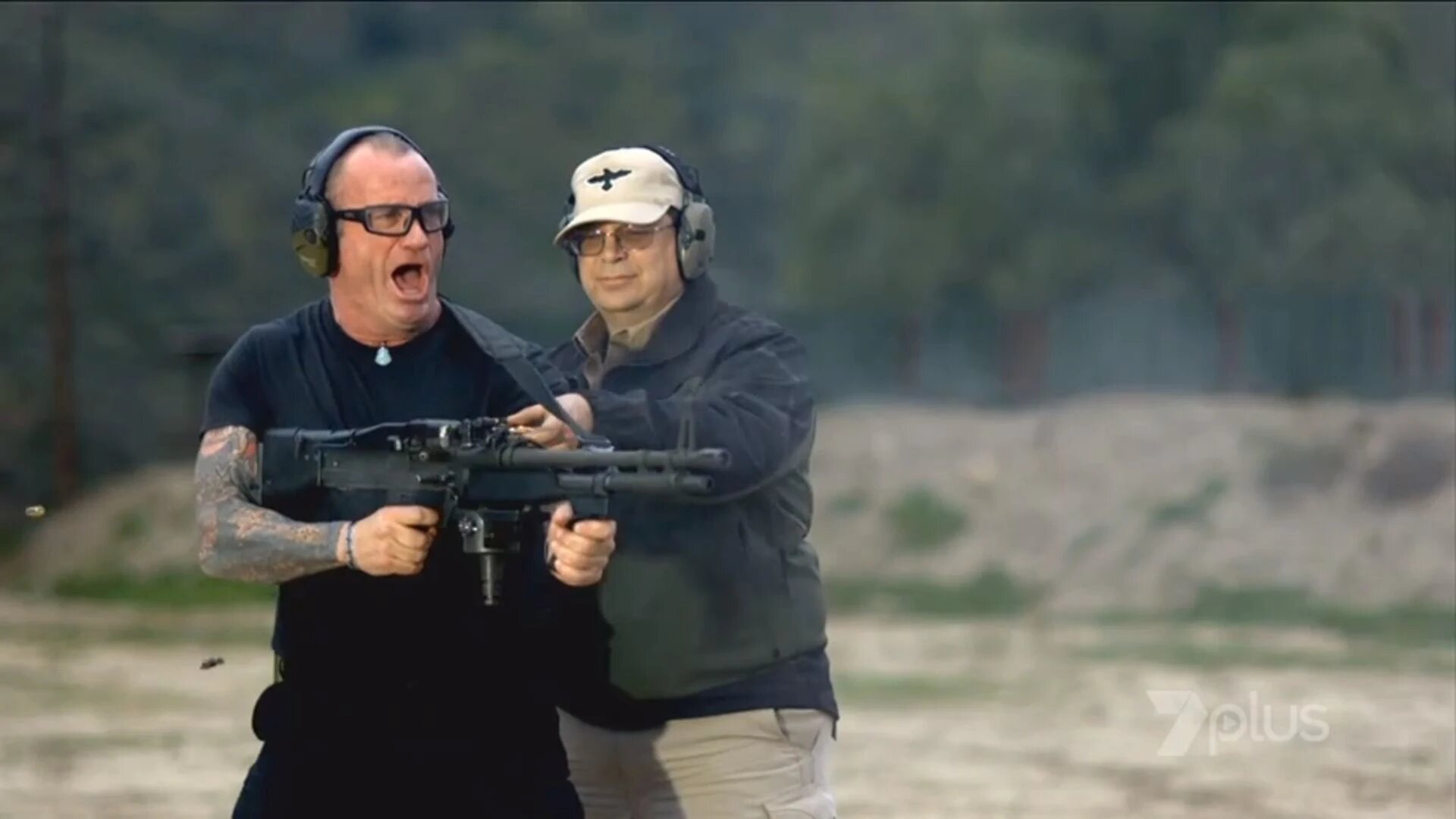 Hollywood Weapons: Fact or Fiction? S1E5 Schapbo