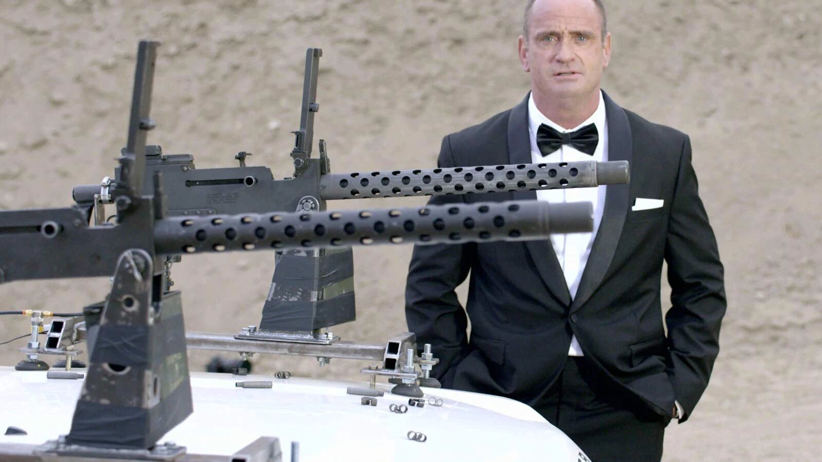 Hollywood Weapons: Fact or Fiction? S2E2 Bond, Terry Bond