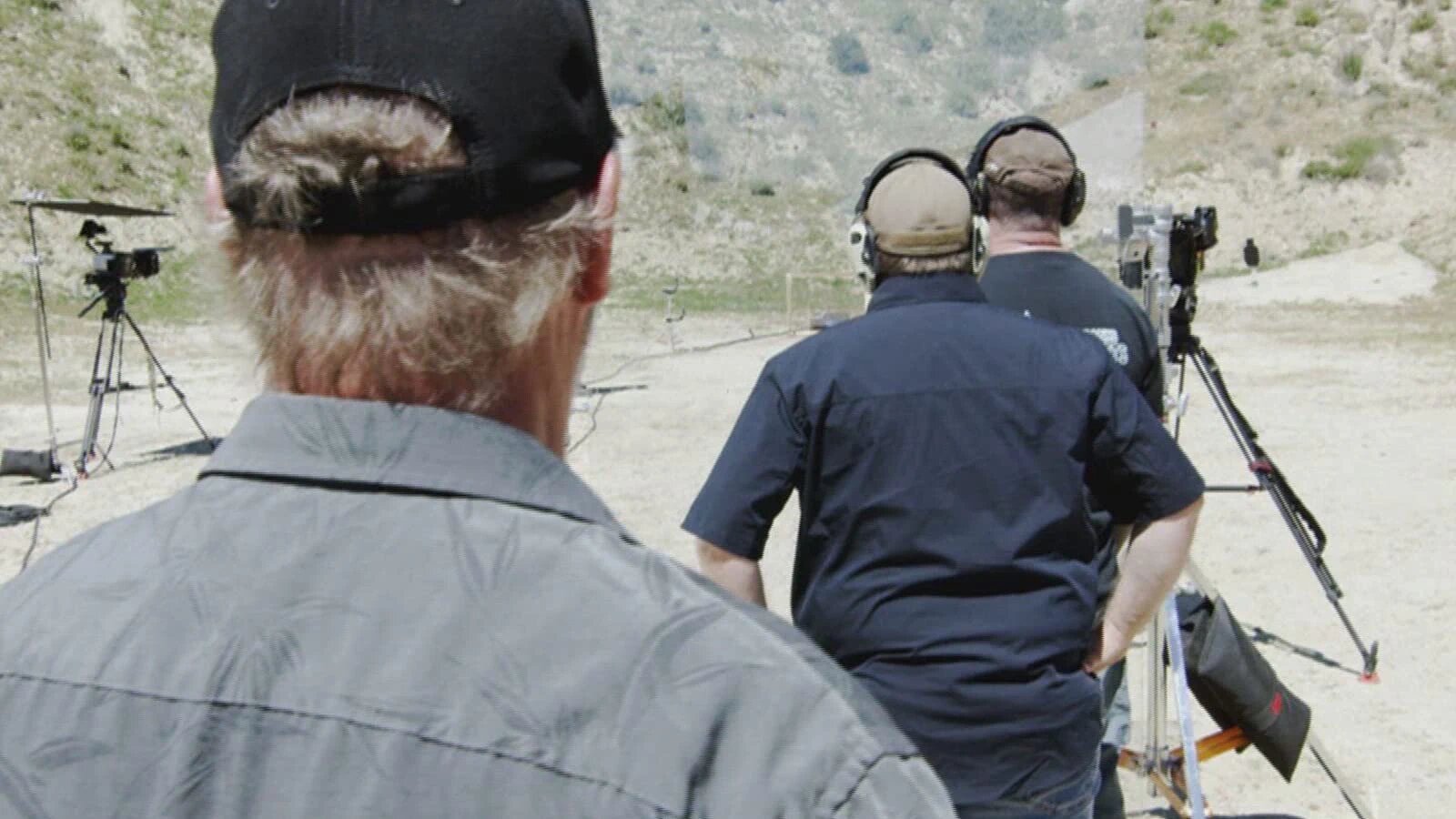 Hollywood Weapons: Fact or Fiction? S4E4 Meet the Smiths