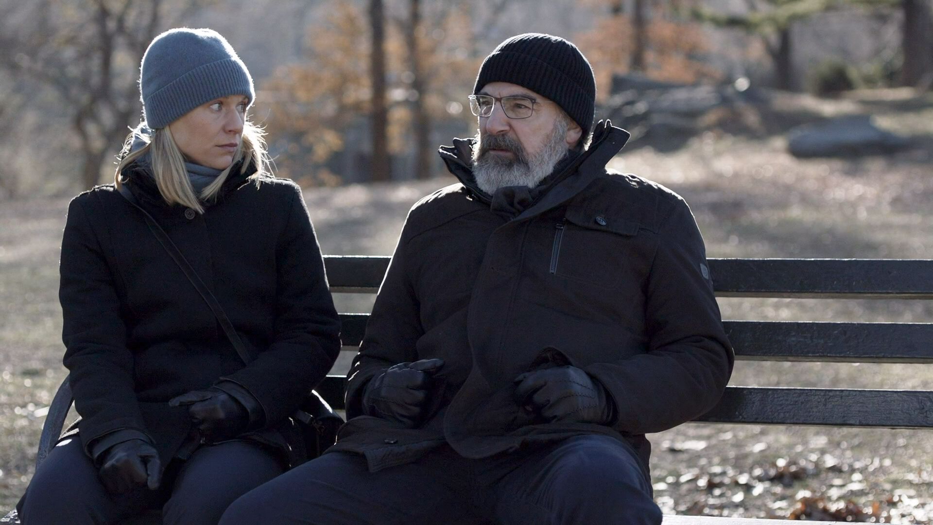 Homeland S6E9 Sock Puppets