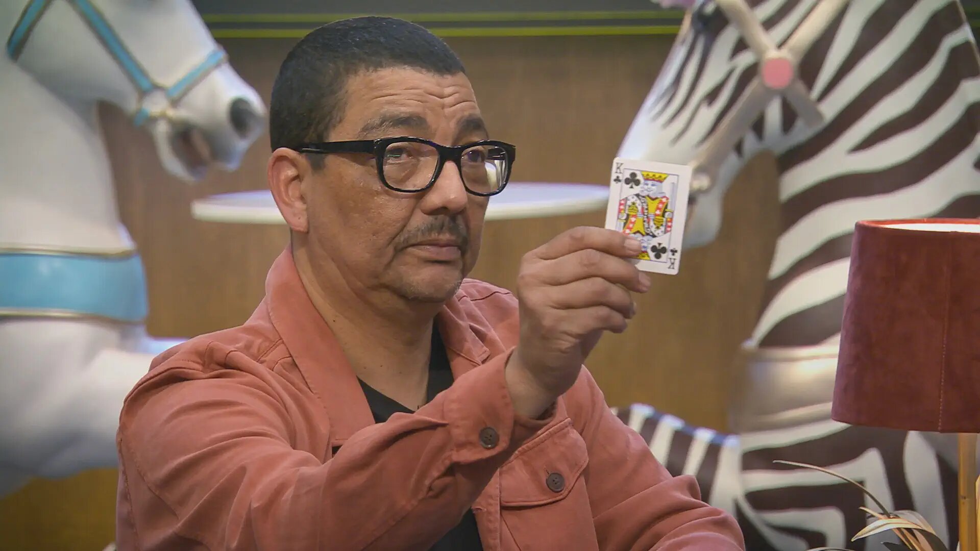LOL: Last One Laughing Netherlands S3E5 Tante Es laat zien wie de baas is