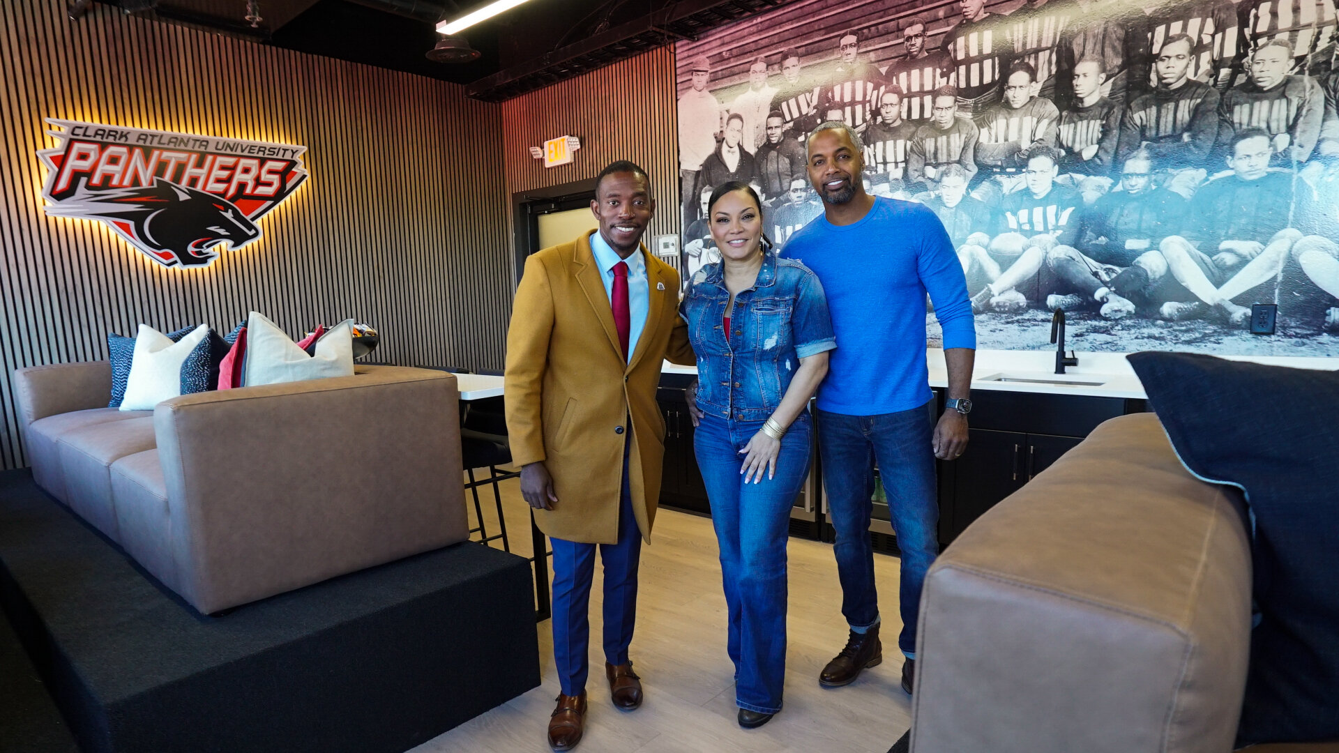 Married to Real Estate S4E8 Two-Box Conversion for Gameday