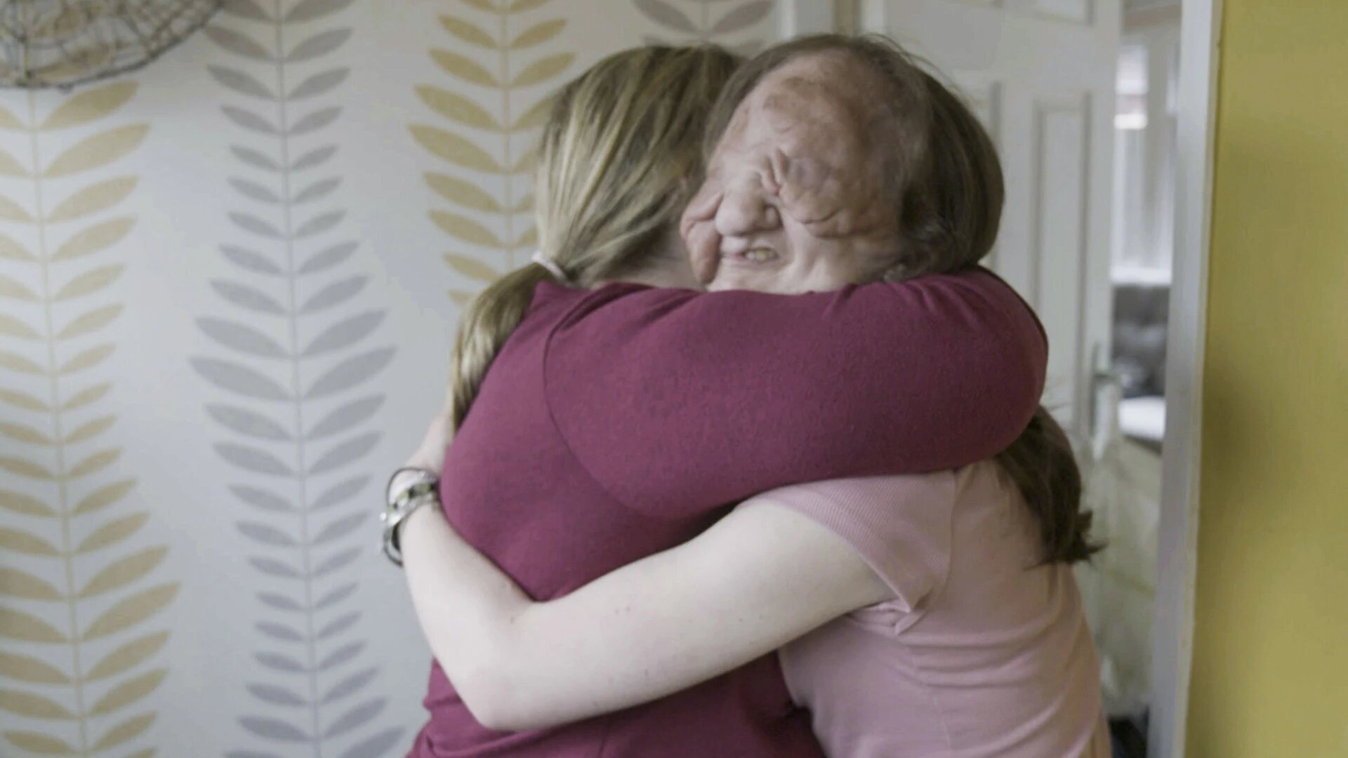 Most Extreme Humans S1E5 Face to Face
