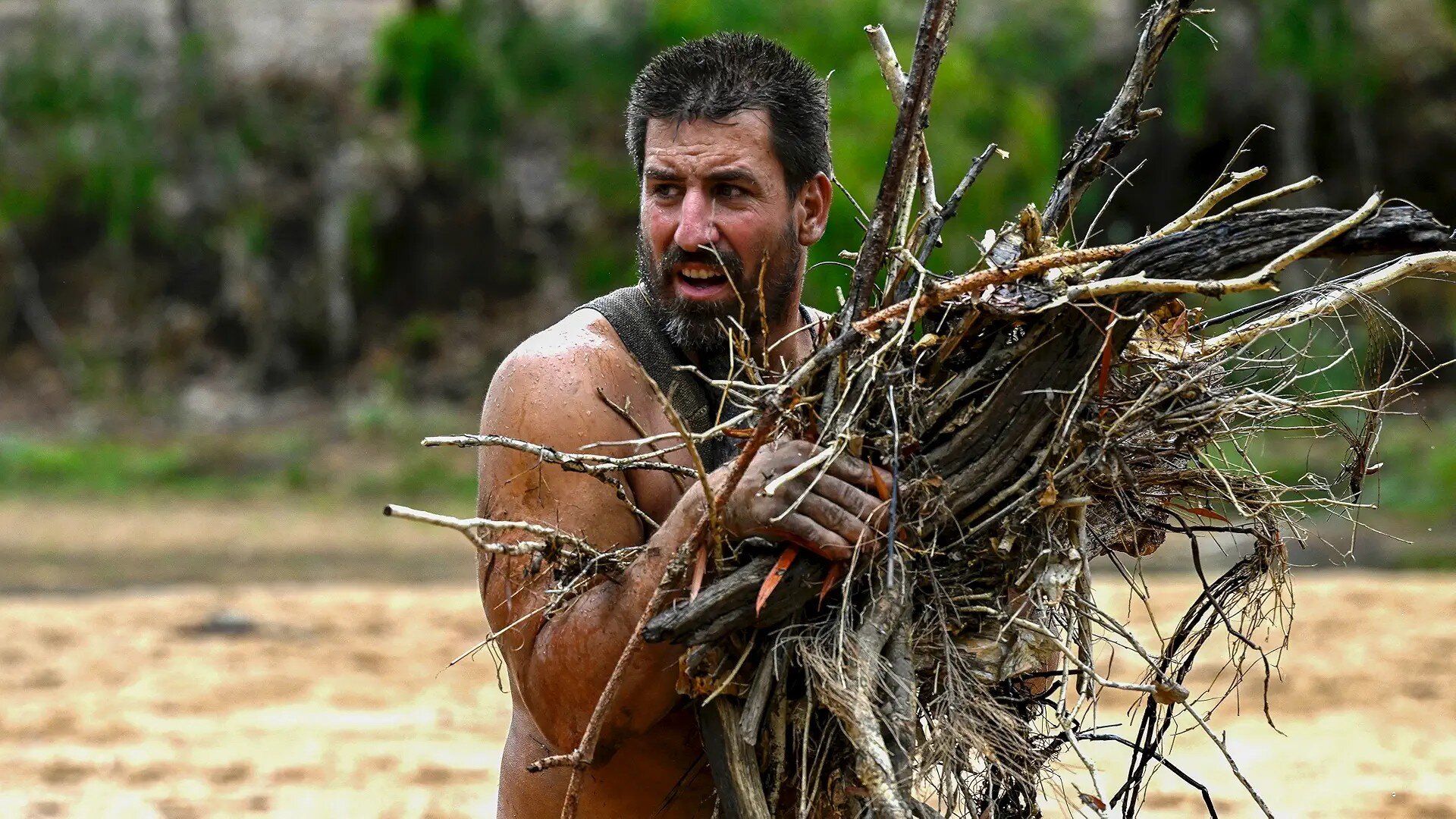 Naked and Afraid: Last One Standing S3E7 Bringing the Heat and the Meat