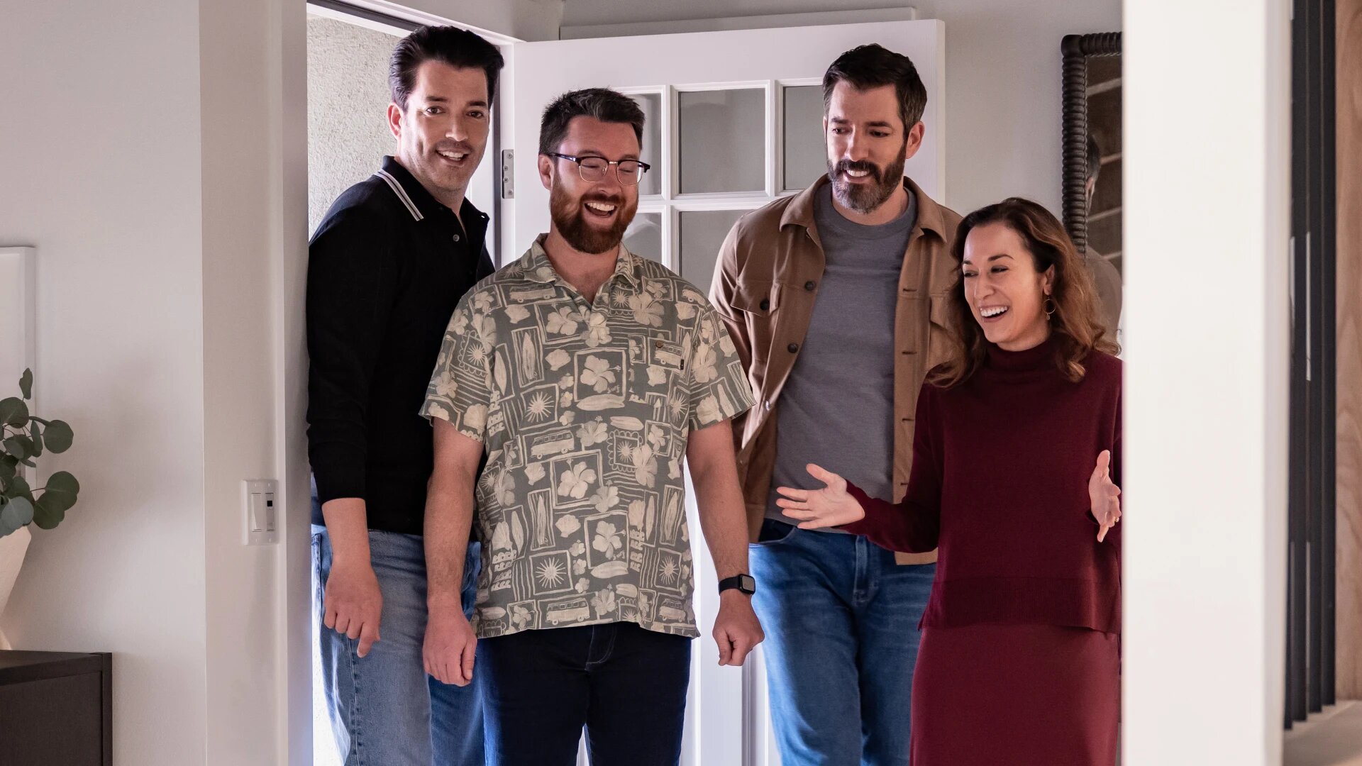 Property Brothers: Under Pressure S1E3 Betting on the Neighborhood