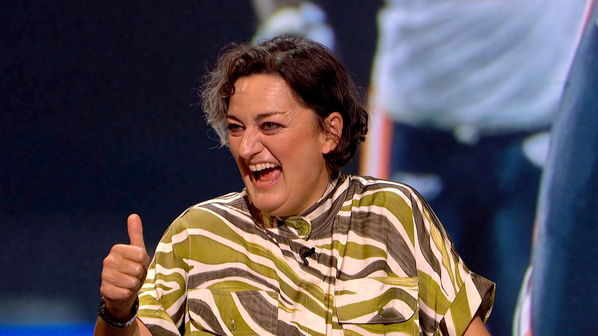 QI S22E8 Viral