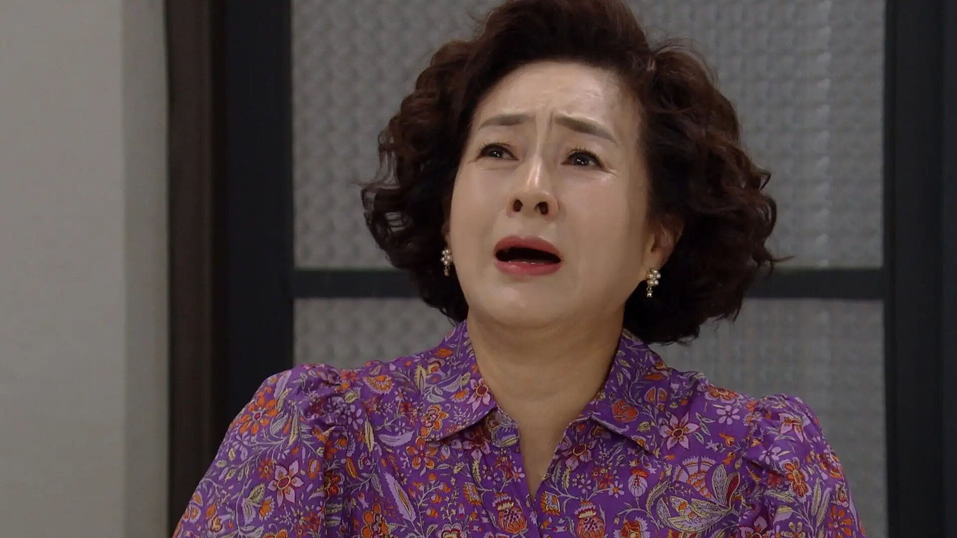 Queen's House S1E85 Episode 85