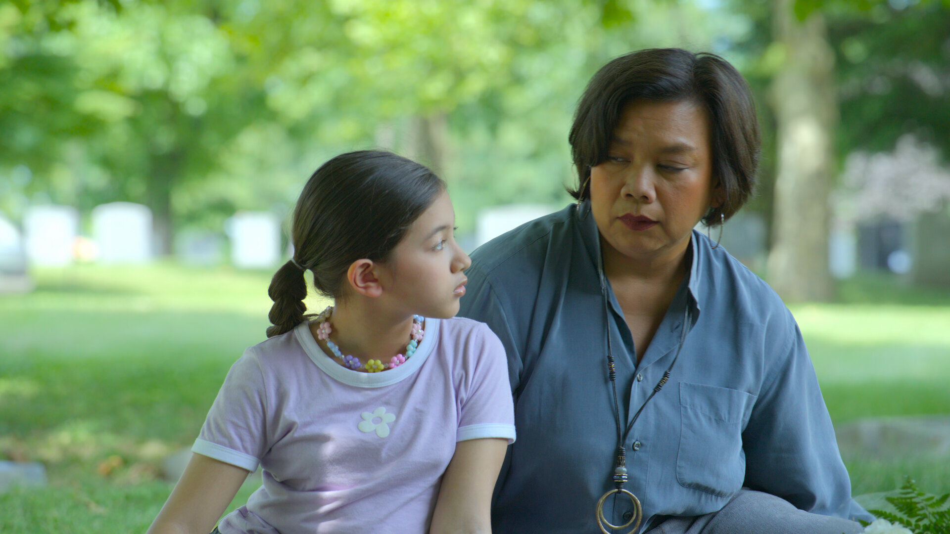 Ratu Ratu Queens: The Series S1E4 Belum Pernah Dicium