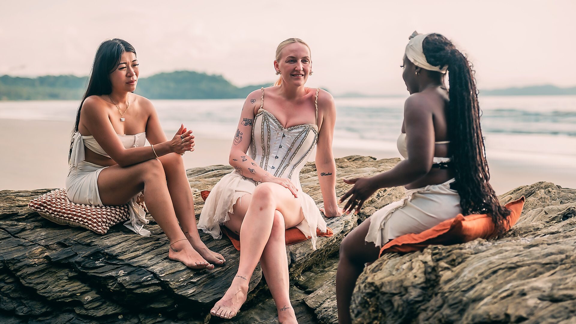 Stranded on Honeymoon Island UK S1E5 Episode 5