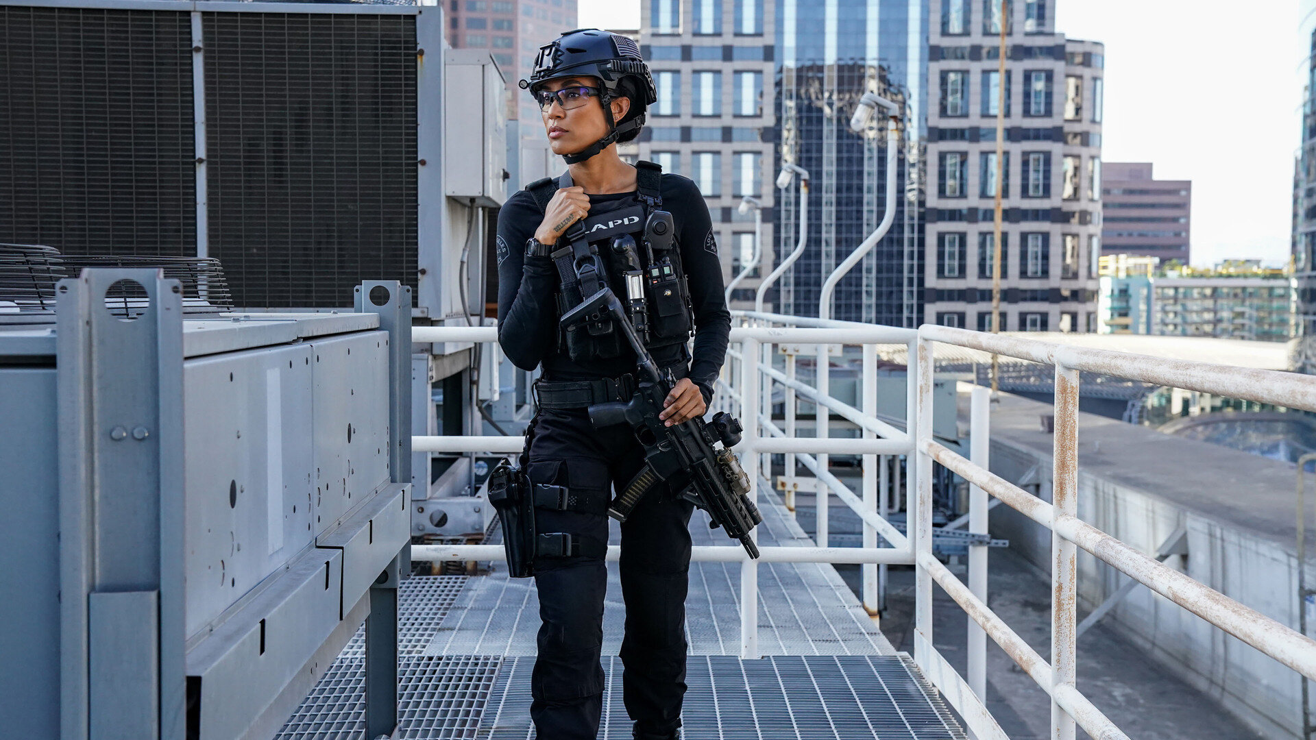 S.W.A.T. S8E8 Left of Boom