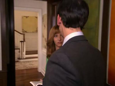 The Comeback S1E2 Valerie Triumphs at the Upfronts