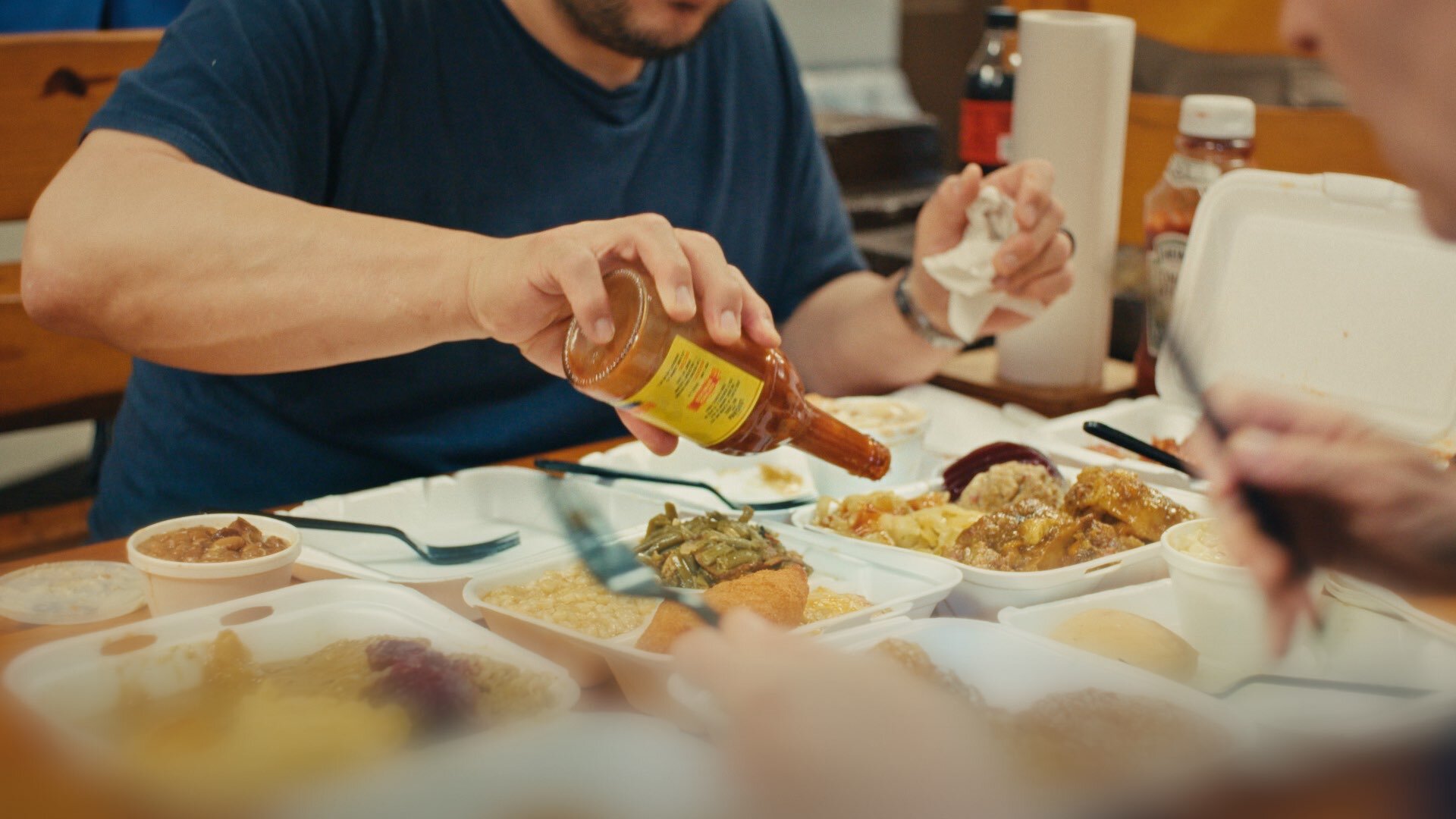 The Detour with David Chang S1E1 Nashville to Madisonville with Christina Tosi