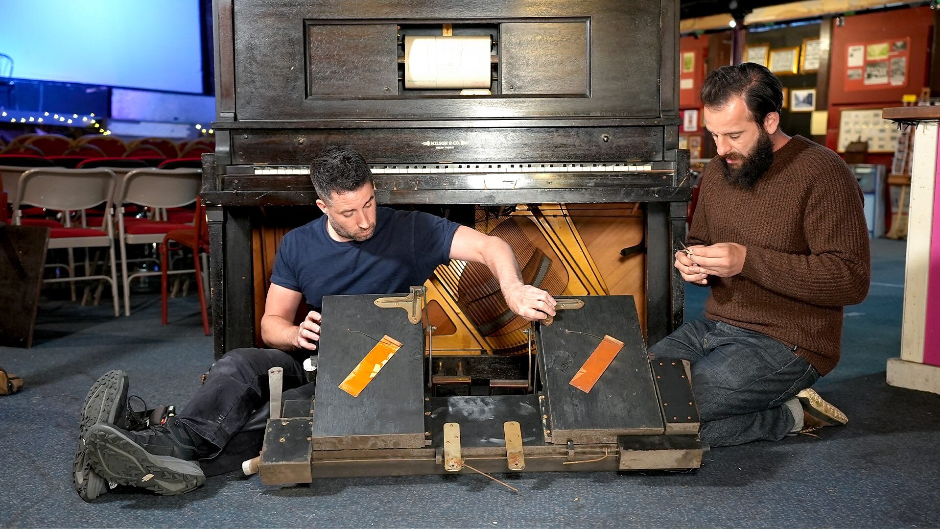 The Repair Shop: On the Road S2E3 Glasgow - A Theatre Icon Gets an Encore