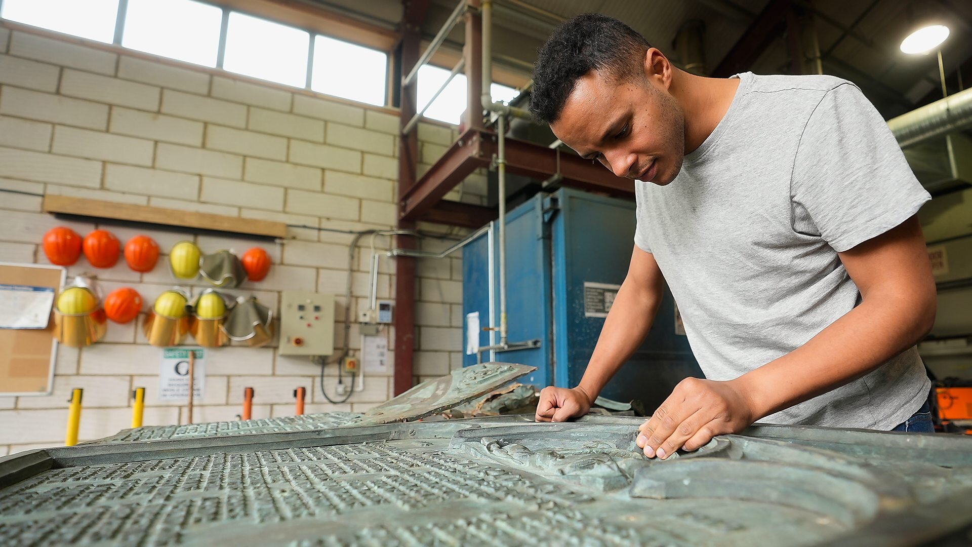 The Repair Shop: On the Road S2E8 Chatham - A Vandalised War Memorial Restored to Glory