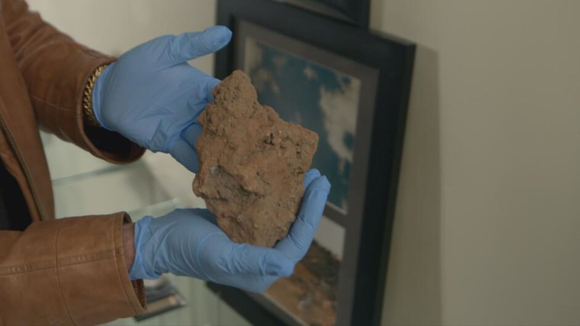 The UnXplained Special Presentation S2E12 Meteor Mysteries