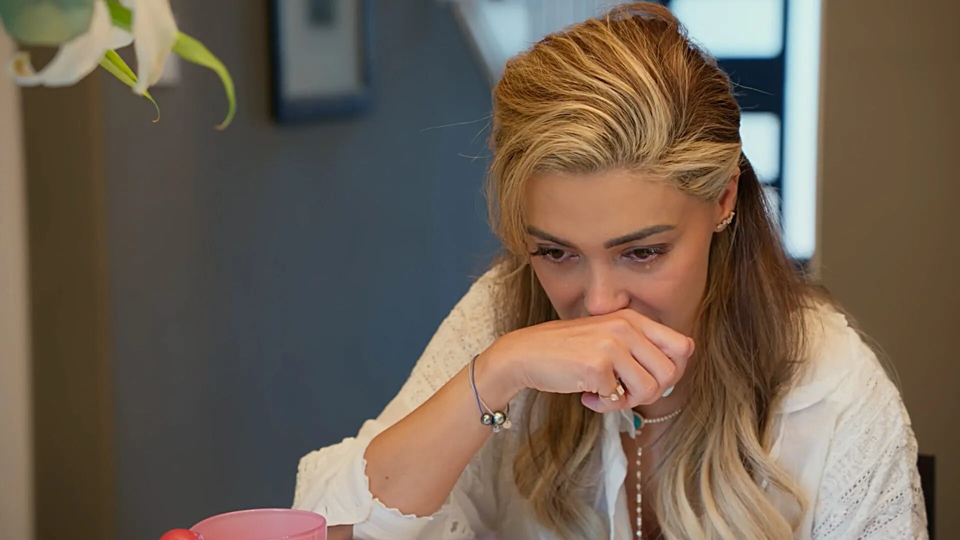 The Valley: Persian Style S1E8 Golnessa in the Sky with (Lab) Diamonds