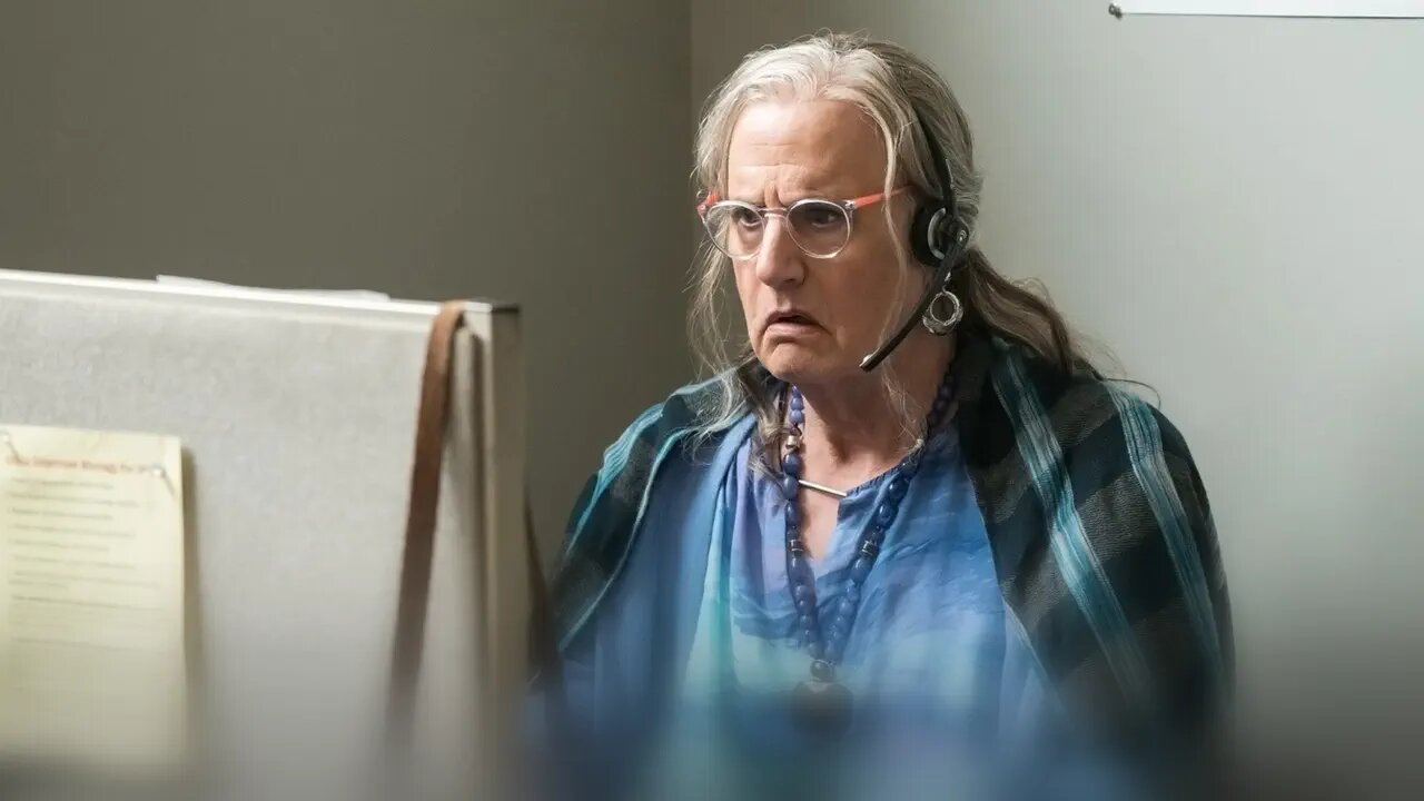Transparent S3E1 Eliza