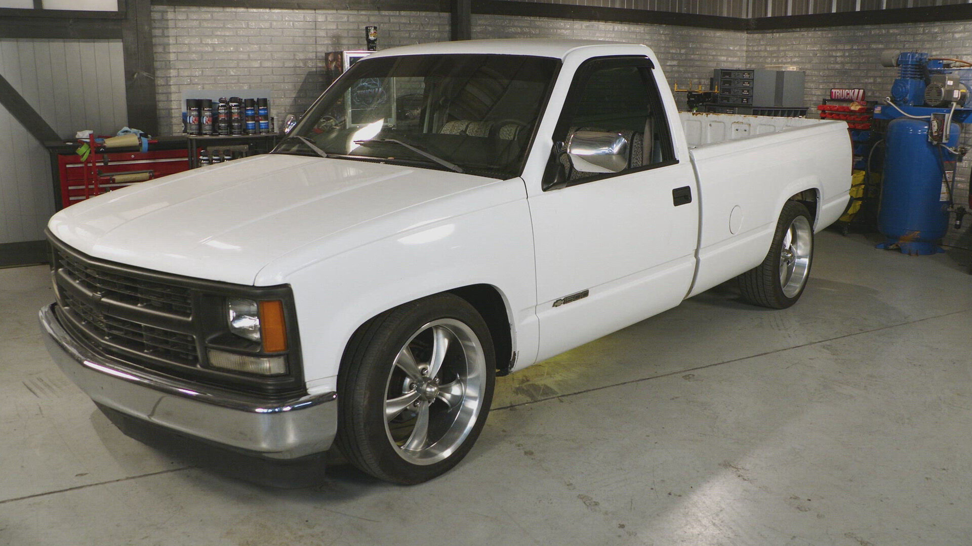 Truck Universe S21E8 Under Pressure C10