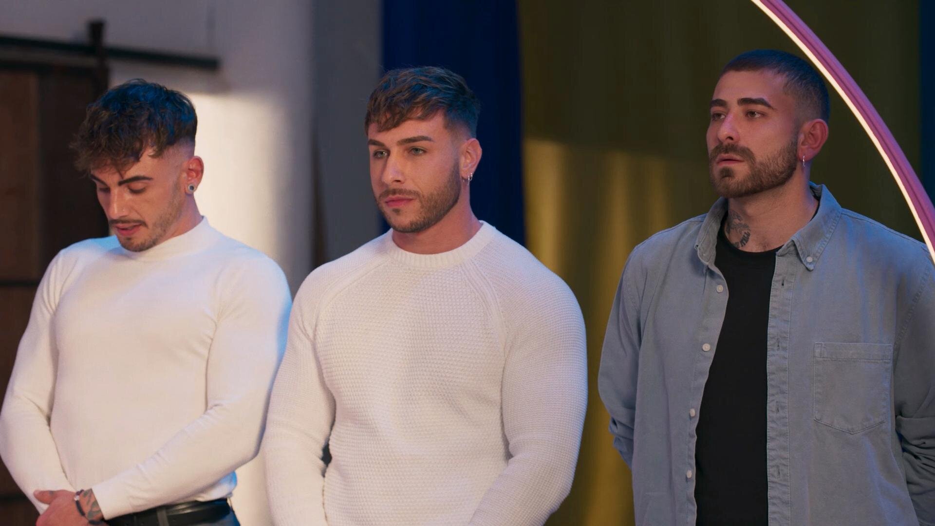 Who Likes My Follower? S1E4 Loveboy